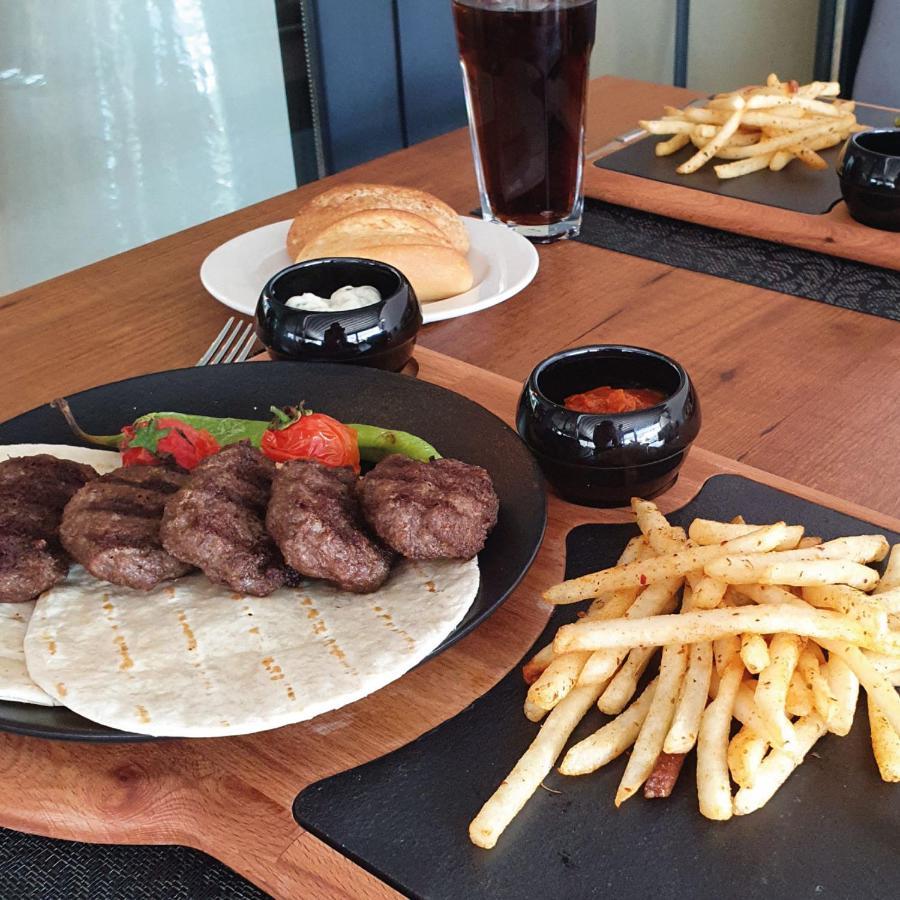 מלון Ramada By Wyndham Izmir Aliaga מראה חיצוני תמונה