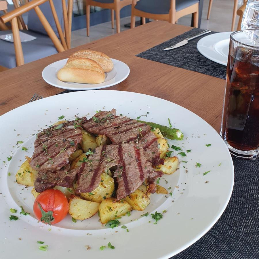 מלון Ramada By Wyndham Izmir Aliaga מראה חיצוני תמונה