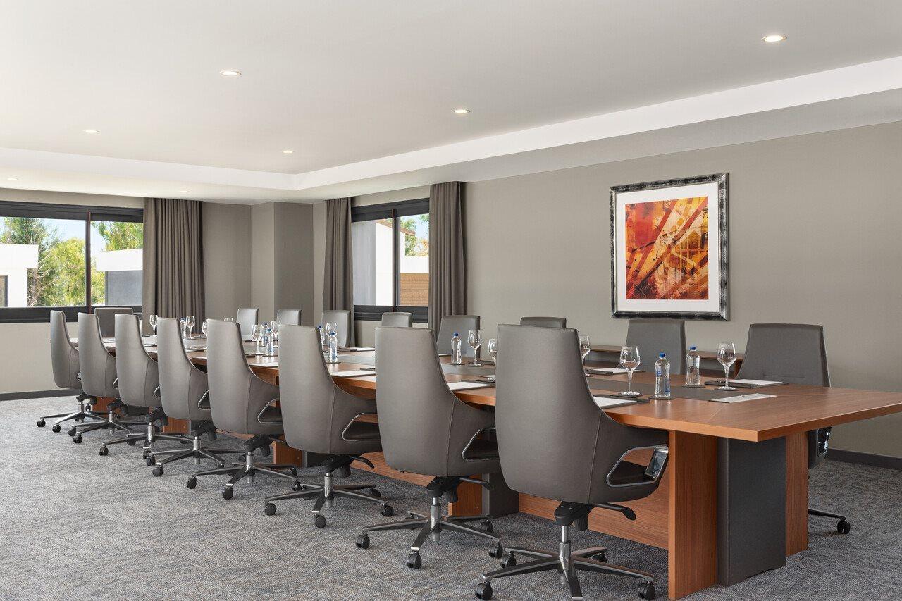מלון Ramada By Wyndham Izmir Aliaga מראה חיצוני תמונה