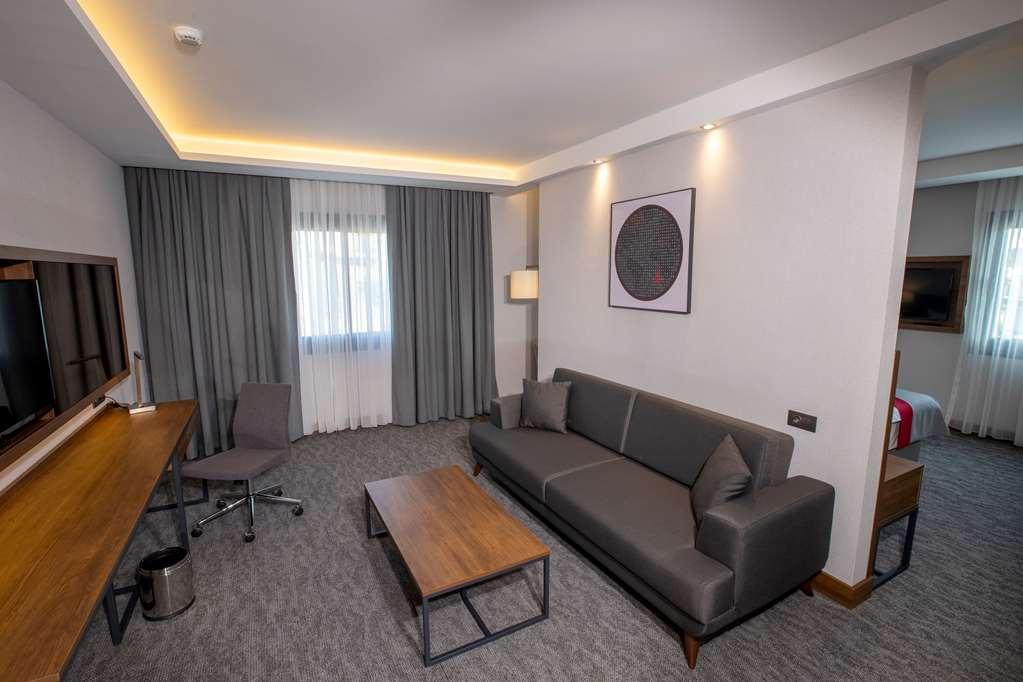 מלון Ramada By Wyndham Izmir Aliaga חדר תמונה