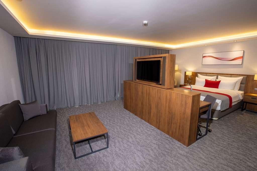 מלון Ramada By Wyndham Izmir Aliaga חדר תמונה